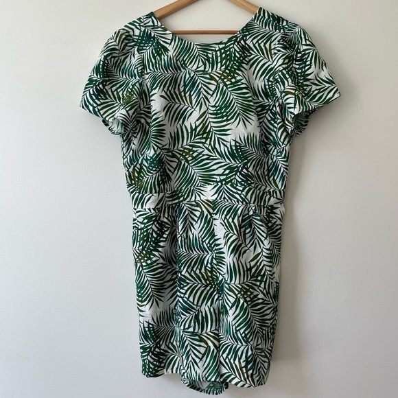 Loft Palm Tie Back Romper. Size LP. Tropical Vacation Cruise Honeymoon Resort - Picture 5 of 7